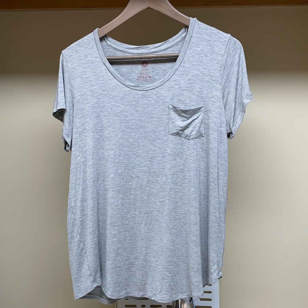 Kindred Bravely Nursing tee, small